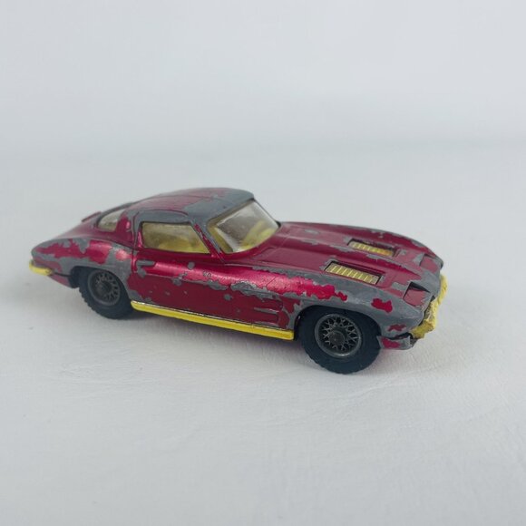 CORGI TOYS 1/43 1963 CHEVROLET CORVETTE STING RAY SPLIT WINDOW COUPE - Picture 2 of 6